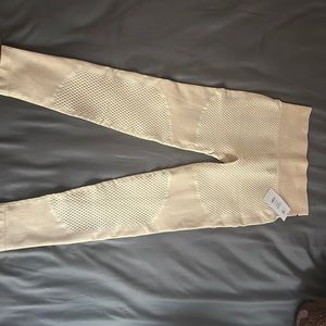 Brand new with tags fashion nova compression leggings size small color beige/tan